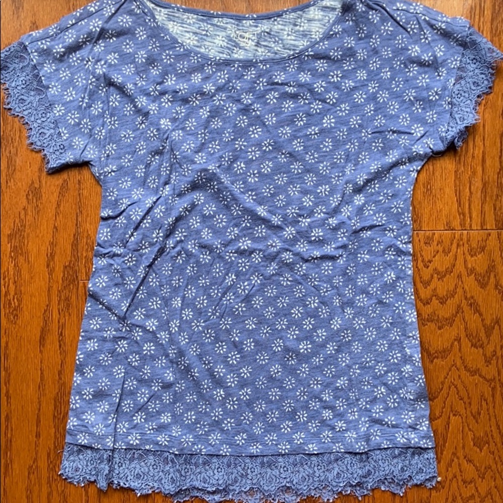 Ann Taylor Loft Blue, Flowered Lace-Edged Shirt XS